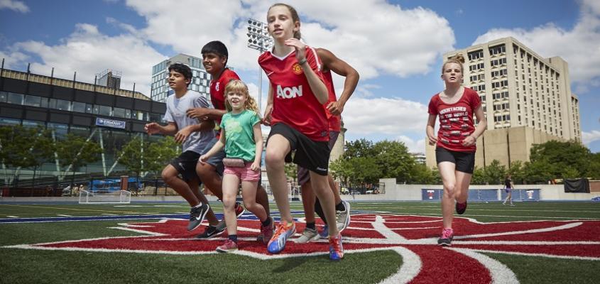 Kids running